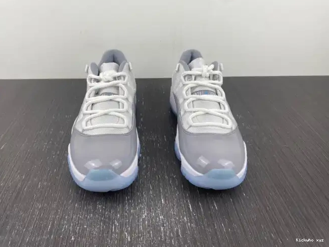 11 Jordan AV2187-140 Low Grey Cement Air 0514